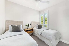 2 bedrooms, bed sheets