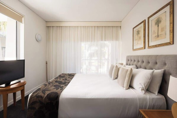 2 habitaciones, tabla de planchar con plancha y wifi gratis 