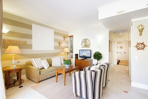 TV - Nautical Romance in Noosa (Noosa Heads)