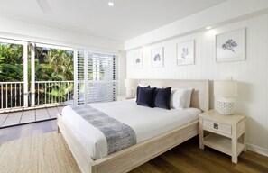 2 bedrooms, iron/ironing board, free WiFi, bed sheets - Viva la Sunshine: Pool, View & Rooftop (Sunshine Beach)