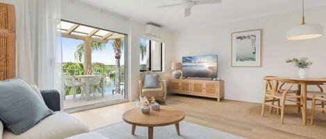 Smart TV