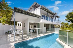 Pool - Stunning Duplex with Rooftop Terrace (Little Cove)