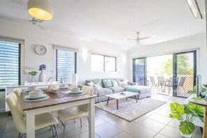 Interior - ZEN QUEST - 2 Bedroom Apartment (Nightcliff)