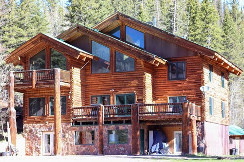 Pet-Friendly Family Lodge Fully Stocked Kitchen Fire Pit WiFi Kids Toys