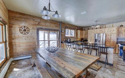 Storm Peak Lodge and Ranch at Wildcat Canyon 45 Private Acres