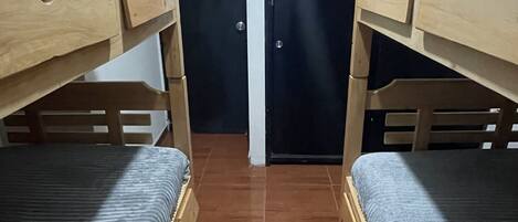 Espacio para trabajar con laptop