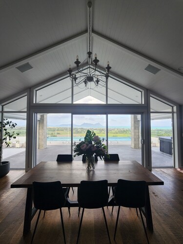 Country Hamptons Coastal Chic