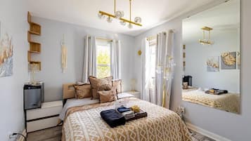 2 bedrooms, desk, iron/ironing board, free WiFi