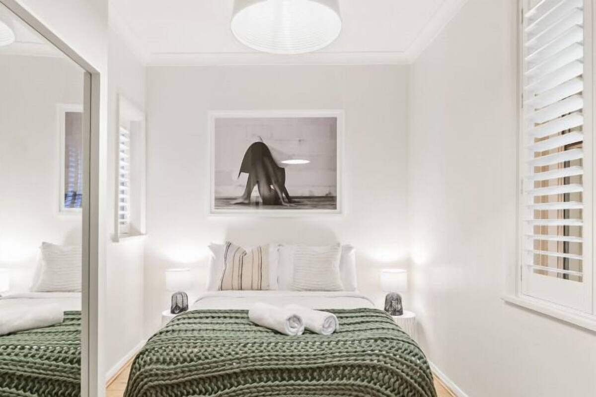 3 Schlafzimmer, individuell dekoriert, individuell eingerichtet