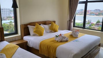 Standard Twin Room | Egyptian cotton sheets, premium bedding, desk, soundproofing