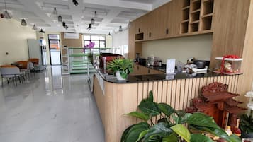 Coffee shop