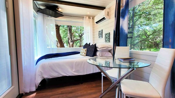 1 bedroom, WiFi, bed sheets - The Tiny 'Tainer | Tiny Shipping Container with HOT TUB (Weatherford)