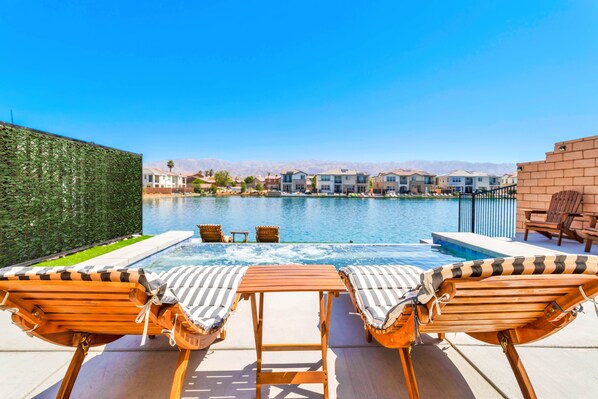 Indoor pool, outdoor pool