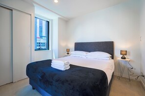 2 chambres, fer et planche à repasser, Wi-Fi gratuit, draps fournis