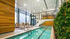Pool - Two Bedroom Apartment Right Next to the Sky Tower (Auckland)