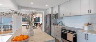 Kiama Cliff Retreat - panoramic ocean views