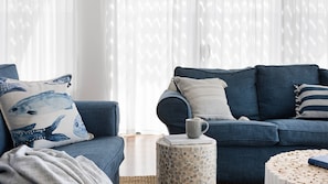 Smart TV - Seagrass - Vincentia (Vincentia)