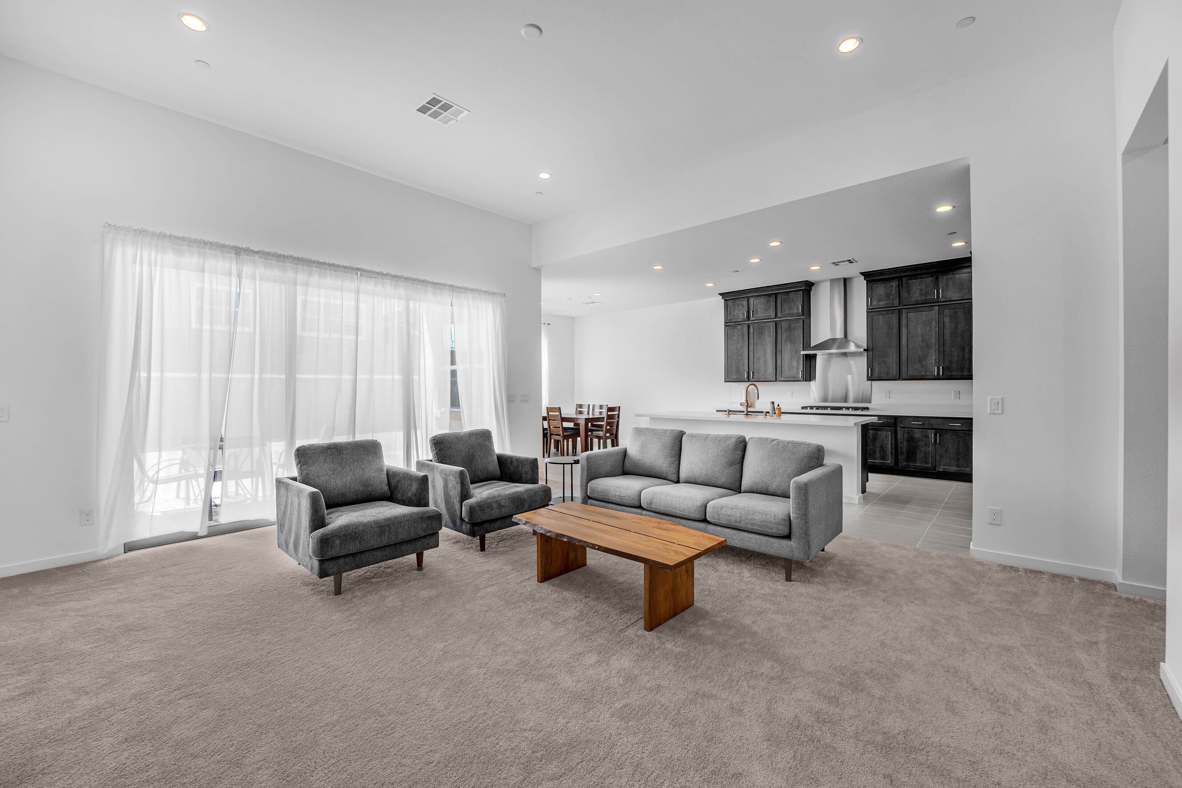 Minimalism Retreat in Summerlin: Brand New House
