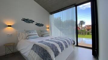 2 chambres, fer et planche à repasser, Wi-Fi gratuit, draps fournis