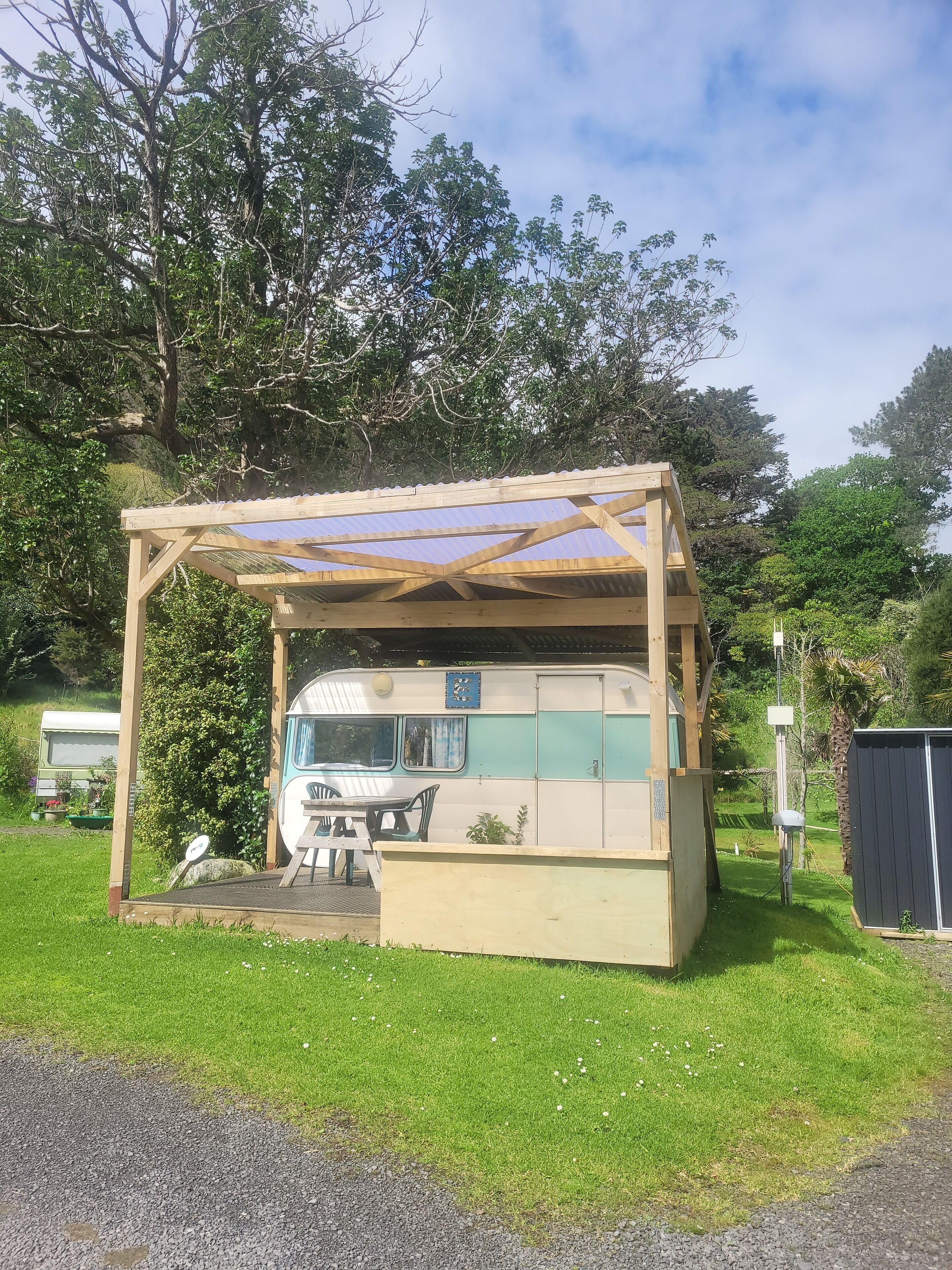 Dortoir Partagé Économique, dortoir mixte | Fer et planche à repasser, Wi-Fi gratuit, draps fournis