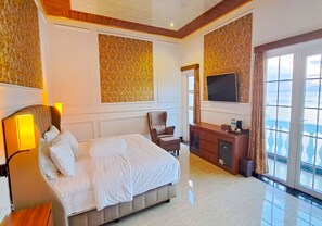 1 bedroom, Egyptian cotton sheets, premium bedding, in-room safe - Gili Beachfront Suites (Gili Trawangan)