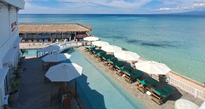 Gili Beachfront Suites