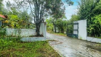 واجهة المنشأة