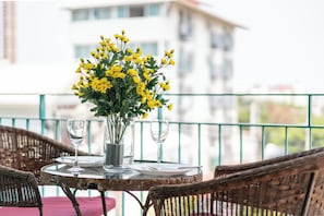 Deluxe Room | Balcony - Shamrock Hotel Pattaya (Pattaya)