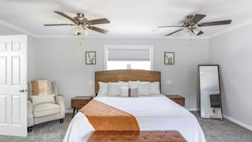 3 bedrooms, travel crib, WiFi (free), bed sheets