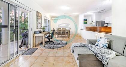 ZEN FORESHORE - 2 Bedroom Apt with Pool