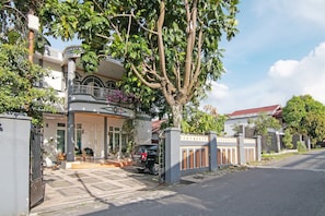 Front of property - Hotel O Yoezef Homestay Syariah (Pekanbaru)