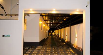 Airport Faith Hotel