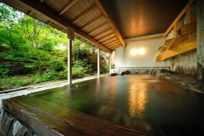 Hot springs - Hotel Taikan (Morioka)