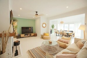 Smart TV, fireplace, video games, table football