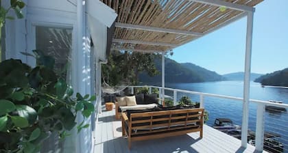 Rivescape Holiday Home at Berowra Waters