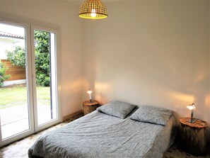4 bedrooms, iron/ironing board, travel cot, WiFi - Maison Spacieuse sur le Bassin D'arcachon (Lanton)