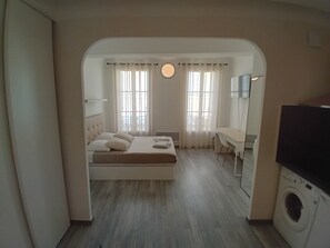 1 bedroom, free WiFi, bed sheets - Appartement Lumineux Pour 2 Personnes - Centre Historique (Aix-en-Provence)