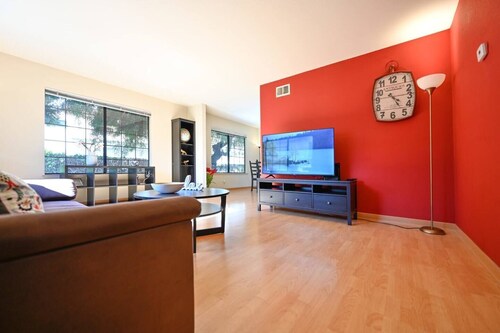Quiet 2B2.5 townhome in San Jose