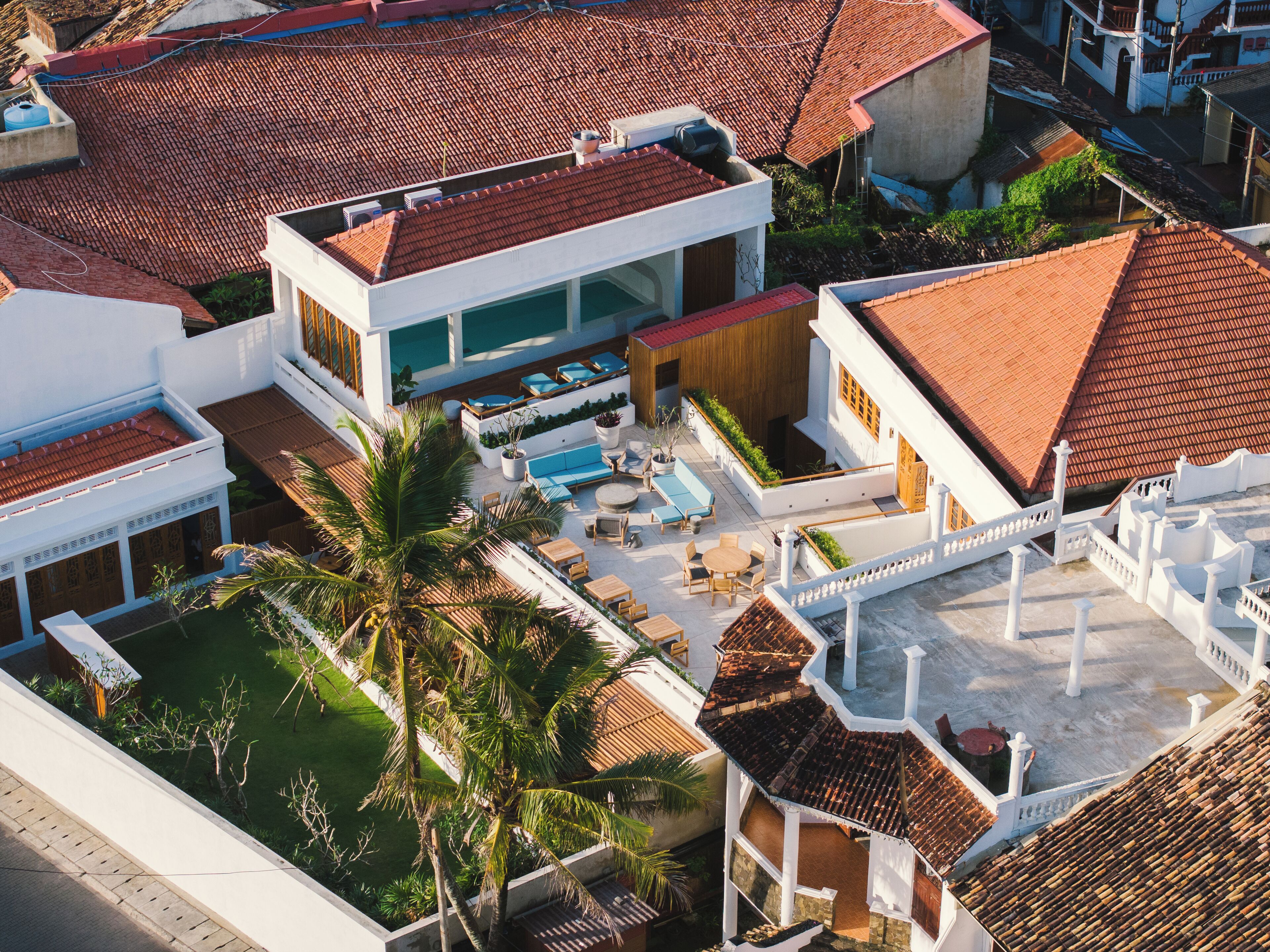 Outdoor pool, open 8:00 AM to 9:00 PM, pool umbrellas