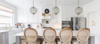 Spacious luxury Highland Townhome • Home Theater •Sleeps 6 • Walk to Splash Pad