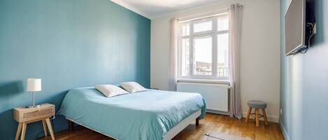 1 soverom, strykejern/-brett, wi-fi (inkludert) og sengetøy