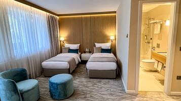 1 bedroom, premium bedding, minibar, in-room safe