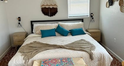 Studio in Clearwater Perfect for 2