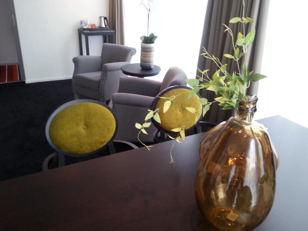 خزنة داخل الغرفة وواي فاي مجانًا