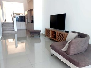 Smart TV, books
