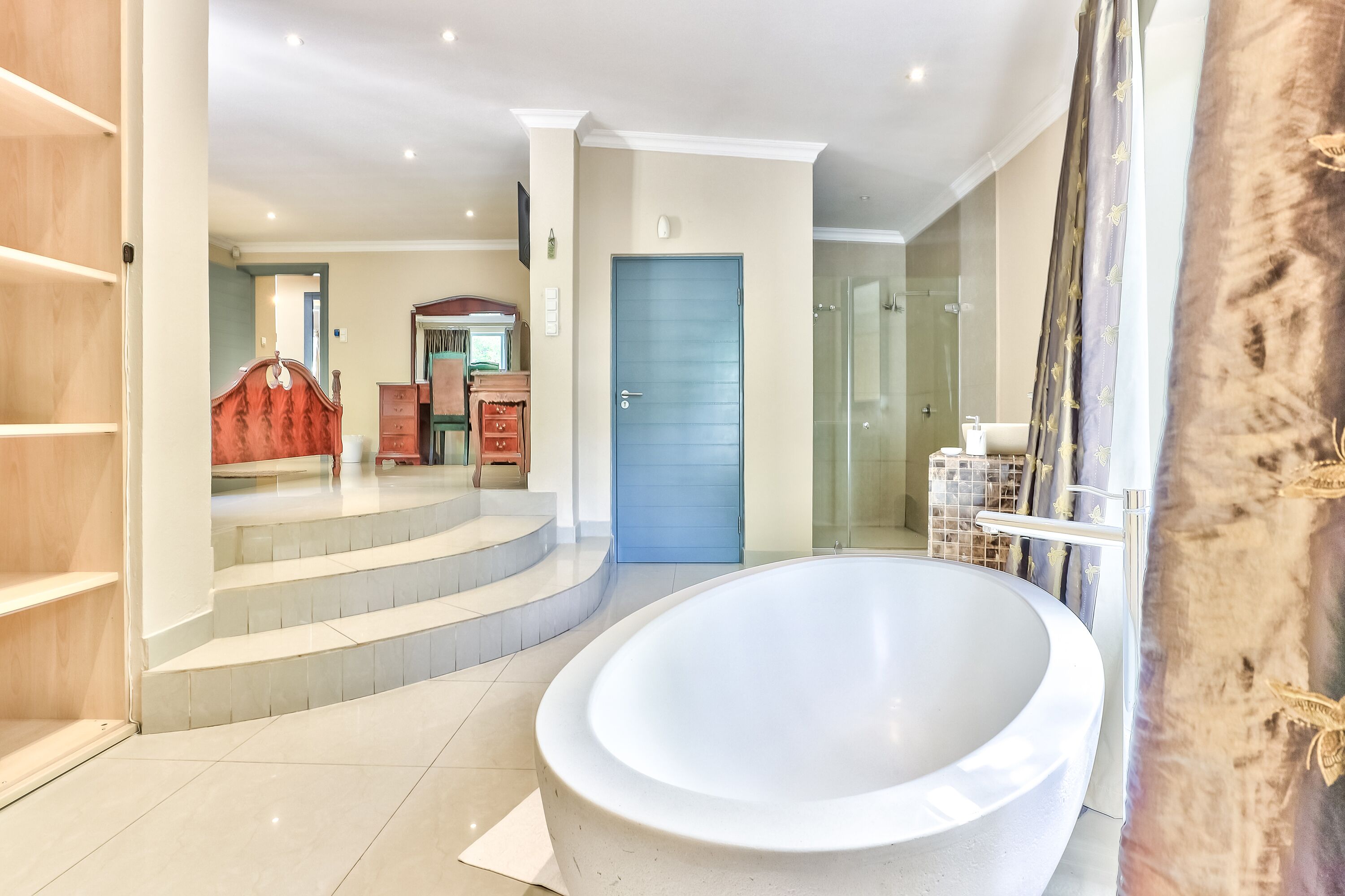 Superior-Zimmer | Badezimmer | Kostenlose Toilettenartikel, Handtücher