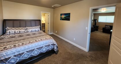 Downtown Mother-In-Law Suite