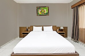 Espacio para trabajar con laptop, wifi gratis y ropa de cama 