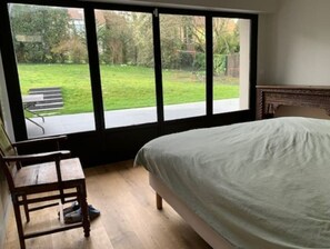 4 Schlafzimmer, Bügeleisen/Bügelbrett, WLAN, Bettwäsche