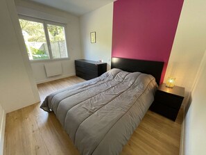 4 chambres, accès au Wi-Fi (inclus)